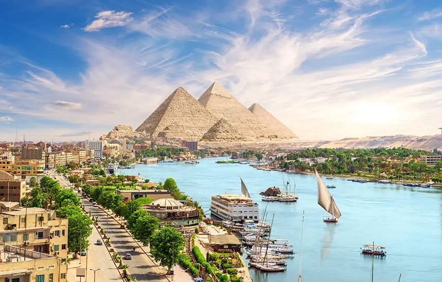 Explore Egypt in Long 9 Days Tour Package