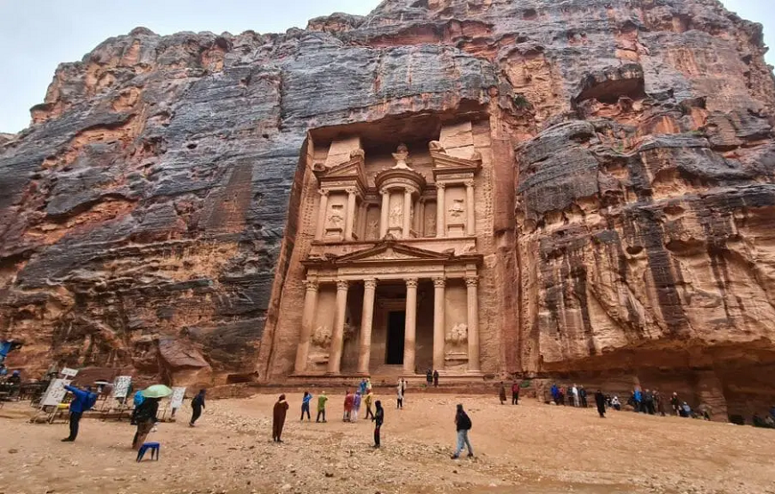 Explore the Adventure of Jordan Tour Package