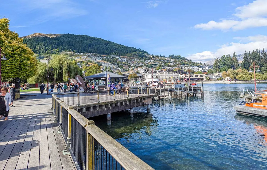 Amazing Queenstown – New Zealand Tour Package